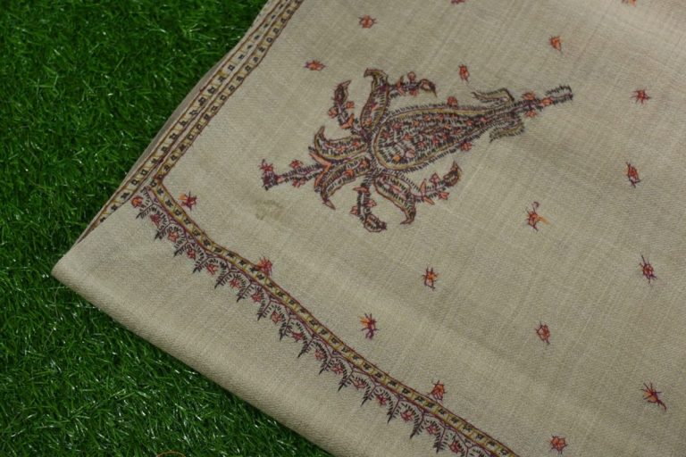 Indian Pashmina Embroidered Shawls DSC_2604 - Abbas Cloth House